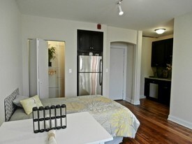 339 Howard St Evanston IL Apartments