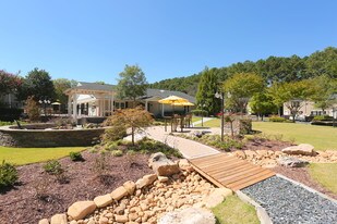 The Carlyle Of Sandy Springs Apartments