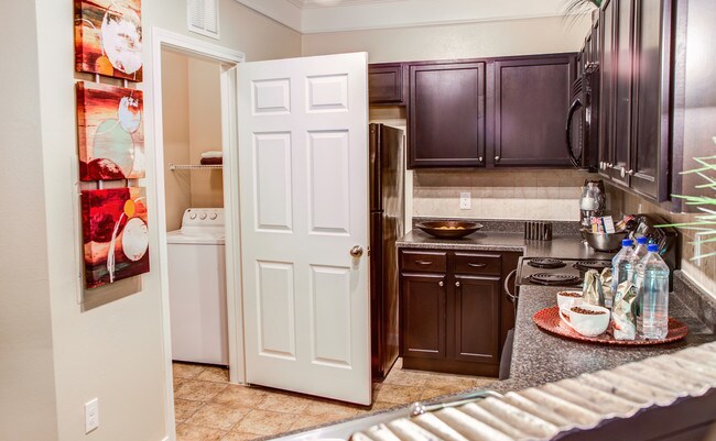 Grand Villas Apartments