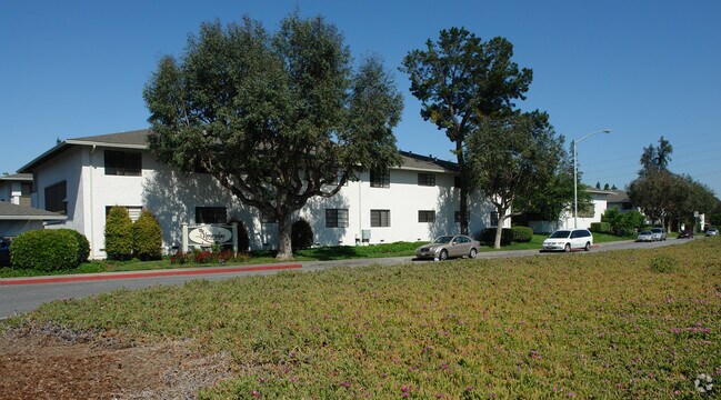 Verandas at Cupertino Apartments