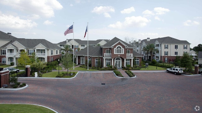Avana Cypress Estates Apartments