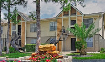 Eden Pointe at Wilcrest Apartments
