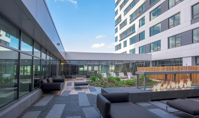 Twenty20 Apartments