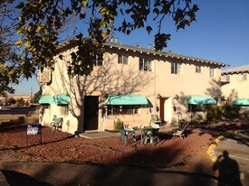 1332 San Mateo Blvd SE Albuquerque NM Apartments