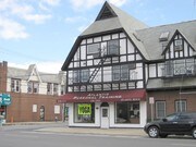 Fairfield Town Centre at Hewlett Apartments