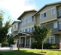 Lynwood Center Plaza Apartments
