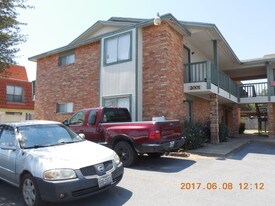 2001 Kerria Ave McAllen TX Apartments