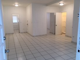 9056 Collins Ave Surfside FL Apartments