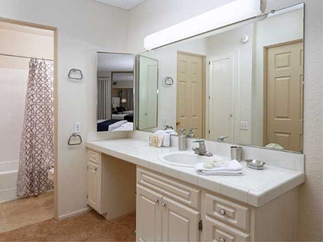 Toluca Hills Apartments By Avalon Building Q Toluca Hills Apartments By Avalon Building Q