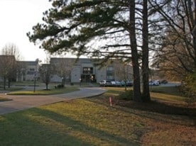 Fox Run Apartments