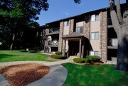 Lake Forest Apartments