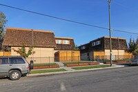 Capitol Townehouses Apartments