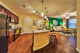 Reveal on Cumberland Apartments