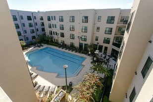 Vista Germantown Apartments
