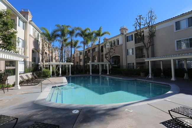 Aventine at Aliso Viejo Apartments