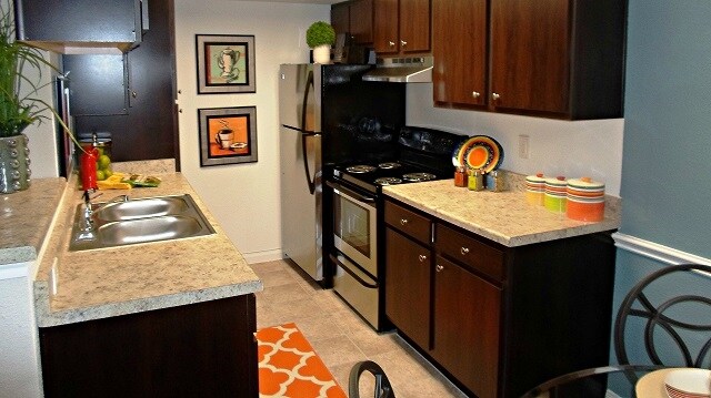 The Abbey at Willowbrook Apartments