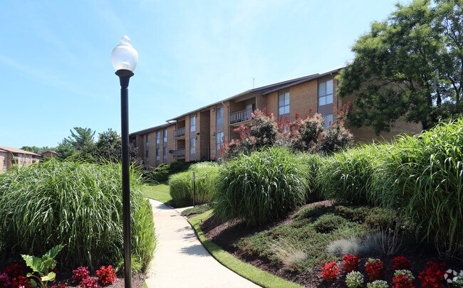 Carleton East Apartments