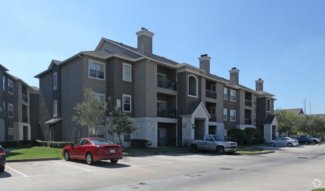 Arium Crossroads Apartments
