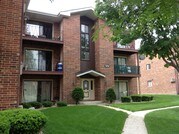 15740 Lake Dr Oak Forest IL Apartments