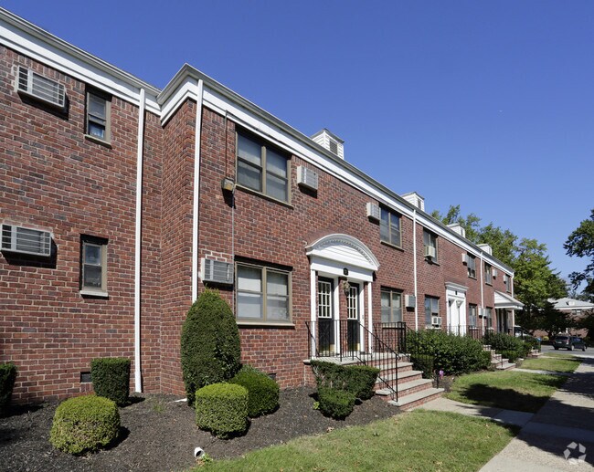 334 Main St East Rutherford, NJ 07073 Rentals East Rutherford, NJ
