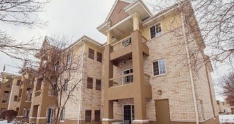 Willow Brook Court Apartments