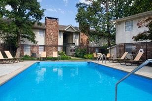 CHENAL PLACE Apartamentos