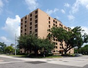 Riverside Park Apartments