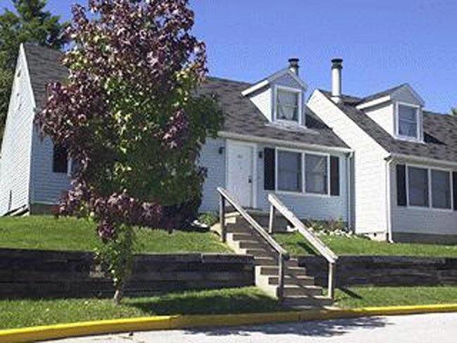 Willowbrook Apartments Rentals  Bloomington, IN  Apartments.com