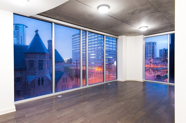 SkyHouse Denver Apartments