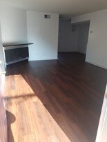 9009 Tobias Ave Los Angeles CA Apartments
