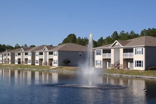 Crystal Lake Apartments