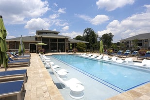 The Reserve at Summit Crossing Apartments