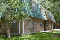 Trace Apartments