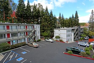 Lafayette Commons Apartments
