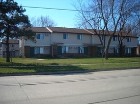 1221 S Linn St Boone IA Apartments