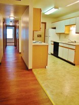 Oakwood Estates Apartments