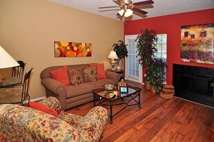Lakeridge Apartments