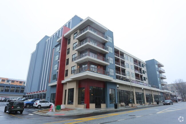 Place on Ponce Apartments