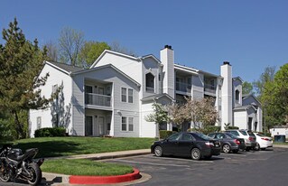 The Elms at Kendall Ridge Apartments