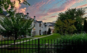 The Courts of Avalon Apartments