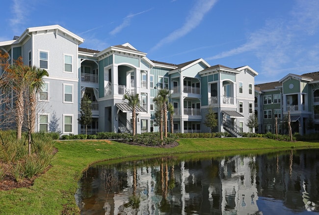 Elan Towne Center Apartments