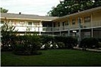 Colonial Arms Apartments