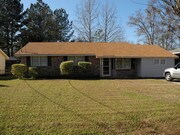 4 Bedroom Single-Family Home for Rent $850