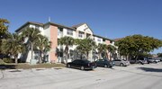 Royal Poinciana Place Apartments