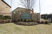 Bosque Estates Apartments
