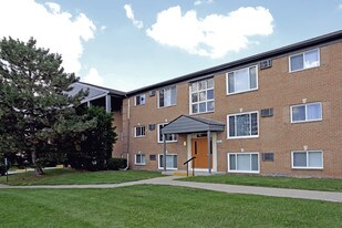 The Loop on Greenfield Apartments