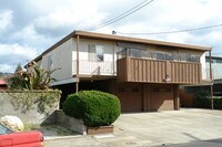 605 Stannage Ave Apartments