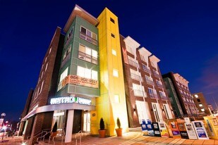 MetroPointe Apartments