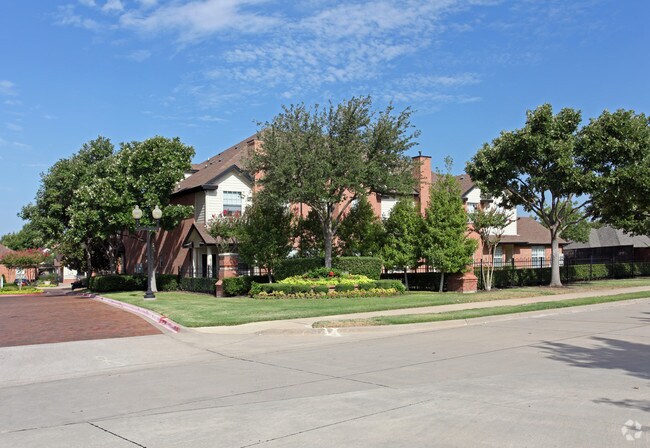 Towns Of Chapel Hill Apartments