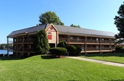 Shoreline Beach Club Apartments